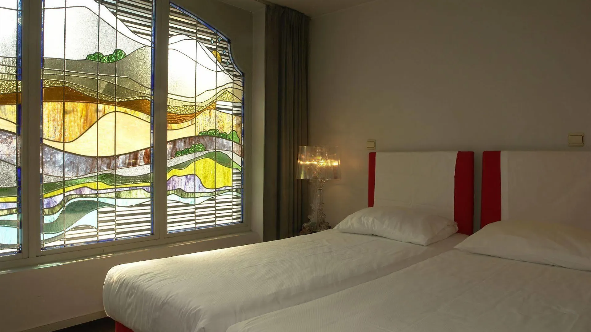 Monty Small Design Hotel Woluwe-Saint-Lambert 2*,  Belgium